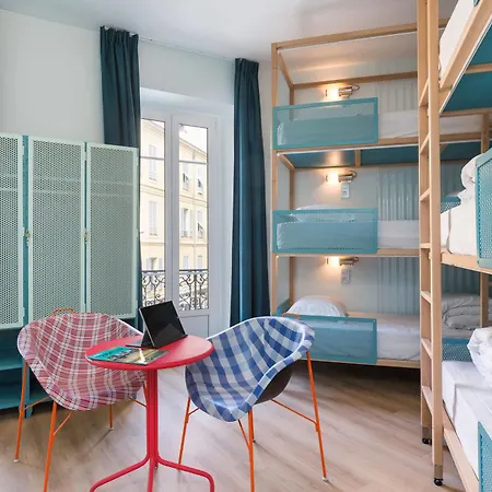 Hostal Ozz *