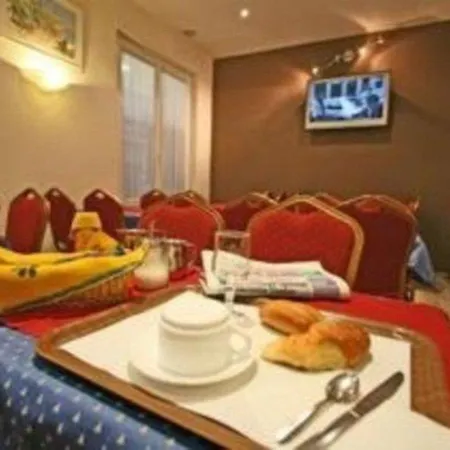 Ozz Hostel Nice